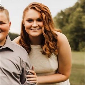 Meet your Posher, Danika